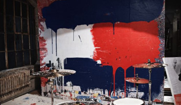 TOMMY HILFIGER PREZINTĂ TOMMY FACTORY: UN SPAȚIU CREATIV INSPIRAT DE WARHOL, DIN ACEASTĂ TOAMNĂ
